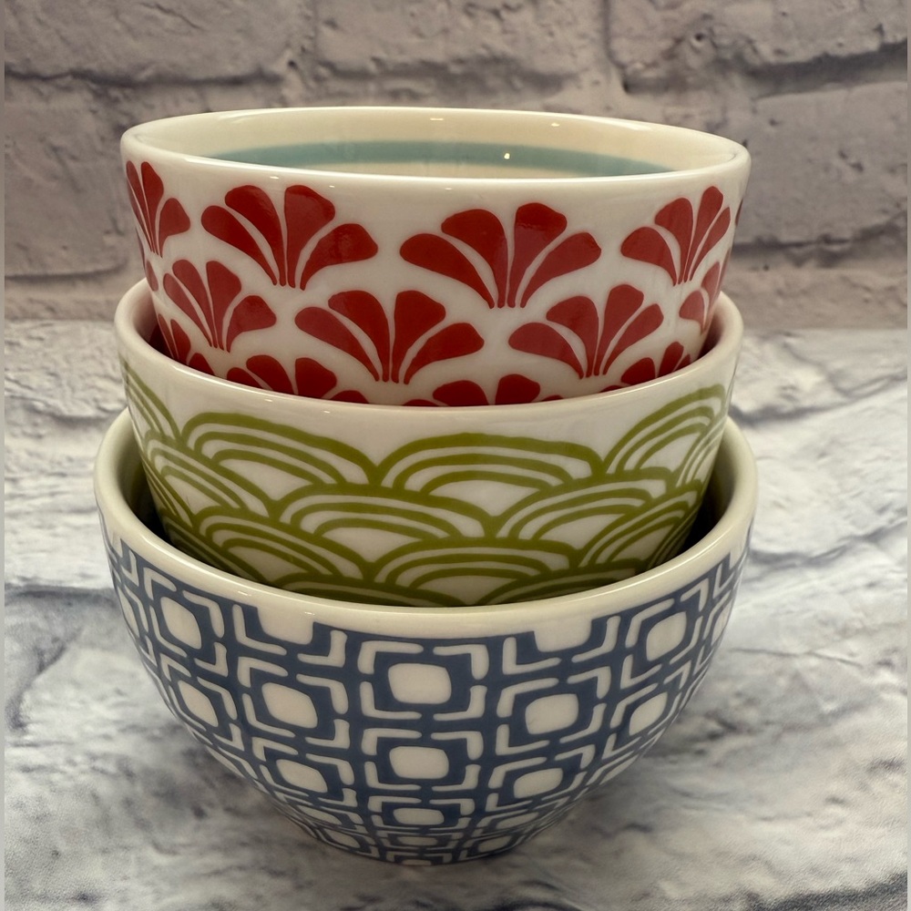 2009 Starbucks Nesting Cups (Set of 3)